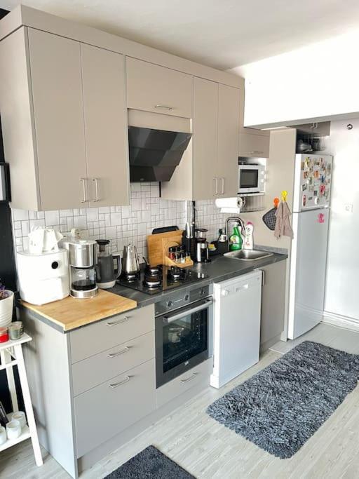 Konak, Tarihi Asansoere Yakin Tuem Apartment *