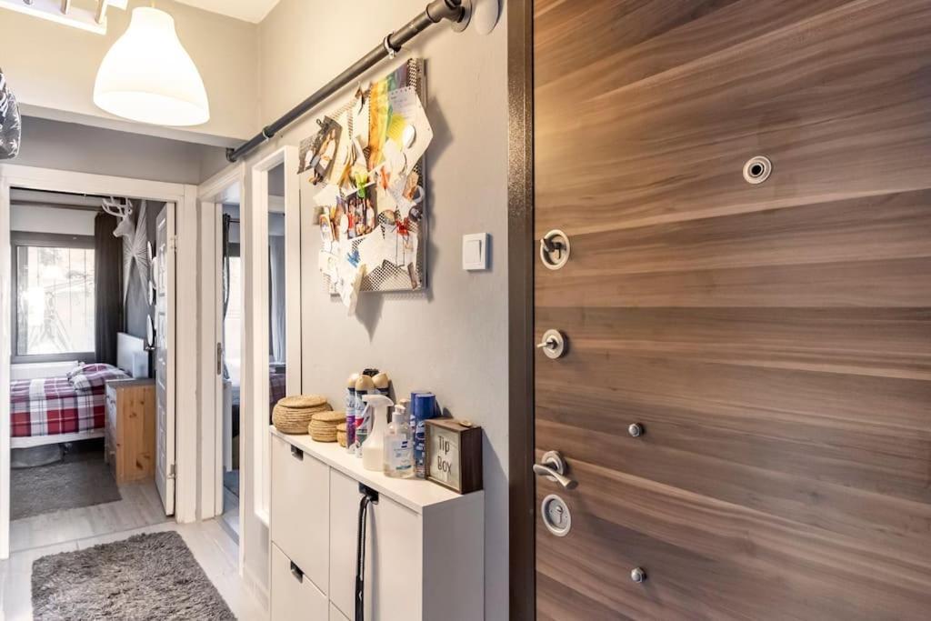 Konak, Tarihi Asansoere Yakin Tuem Apartment